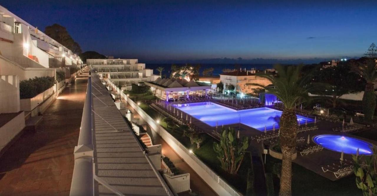 Two-Bedroom Deluxe Apartment with Ocean View,1037931949:JPEG