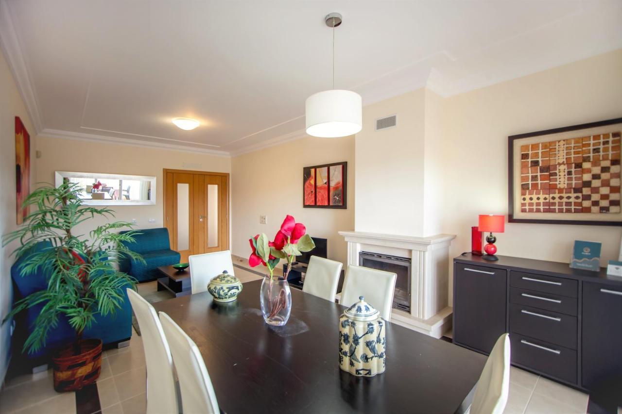 Two-Bedroom Apartment,1053511858:JPEG