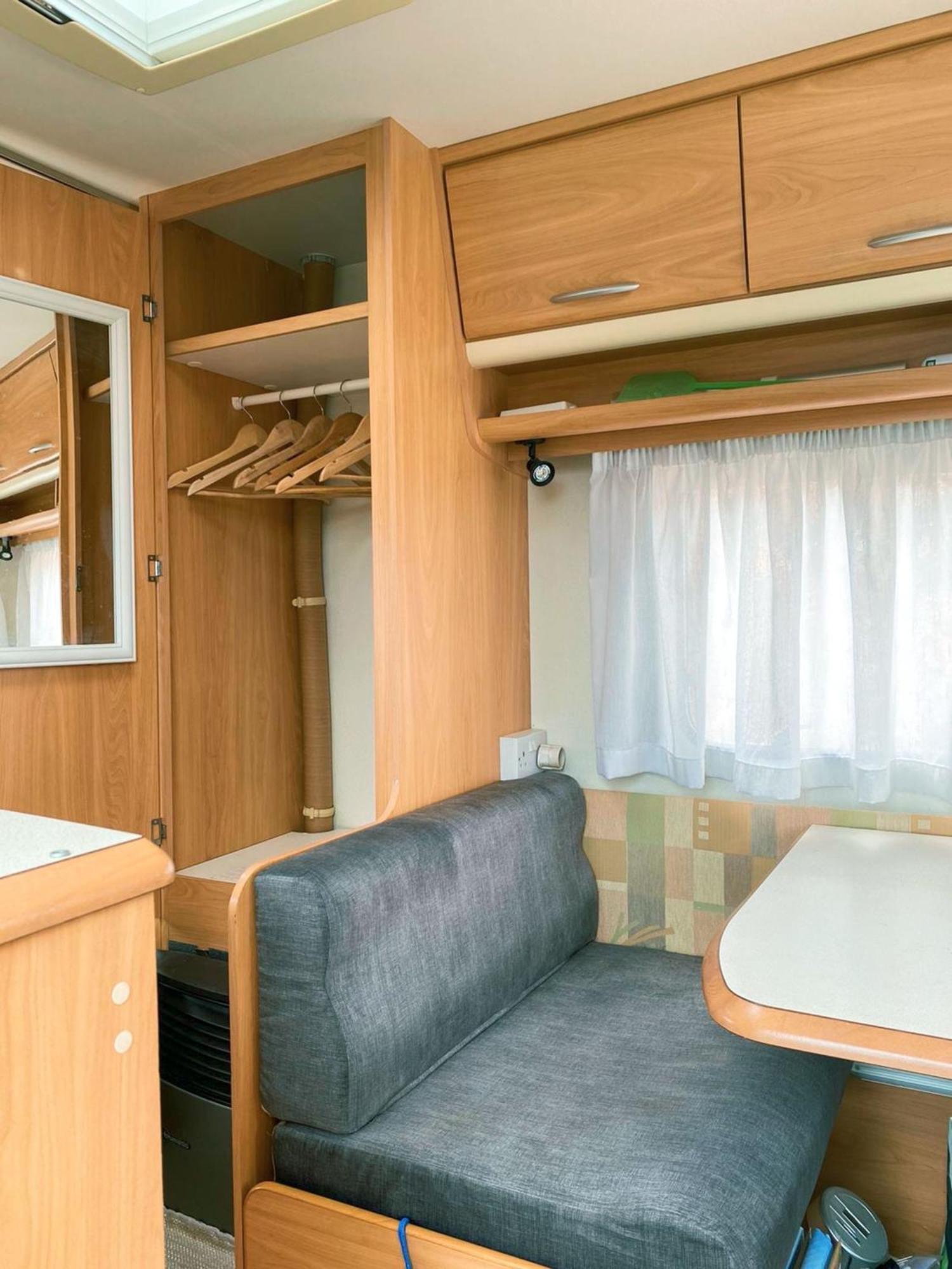 Caravan,1521350797:JPEG
