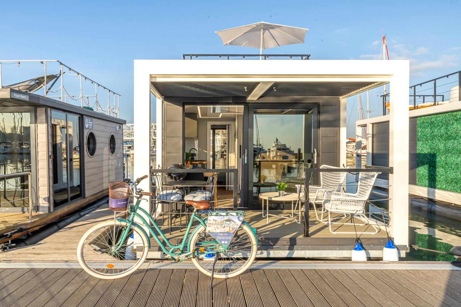 One Cabin Boat,1642985673:JPEG