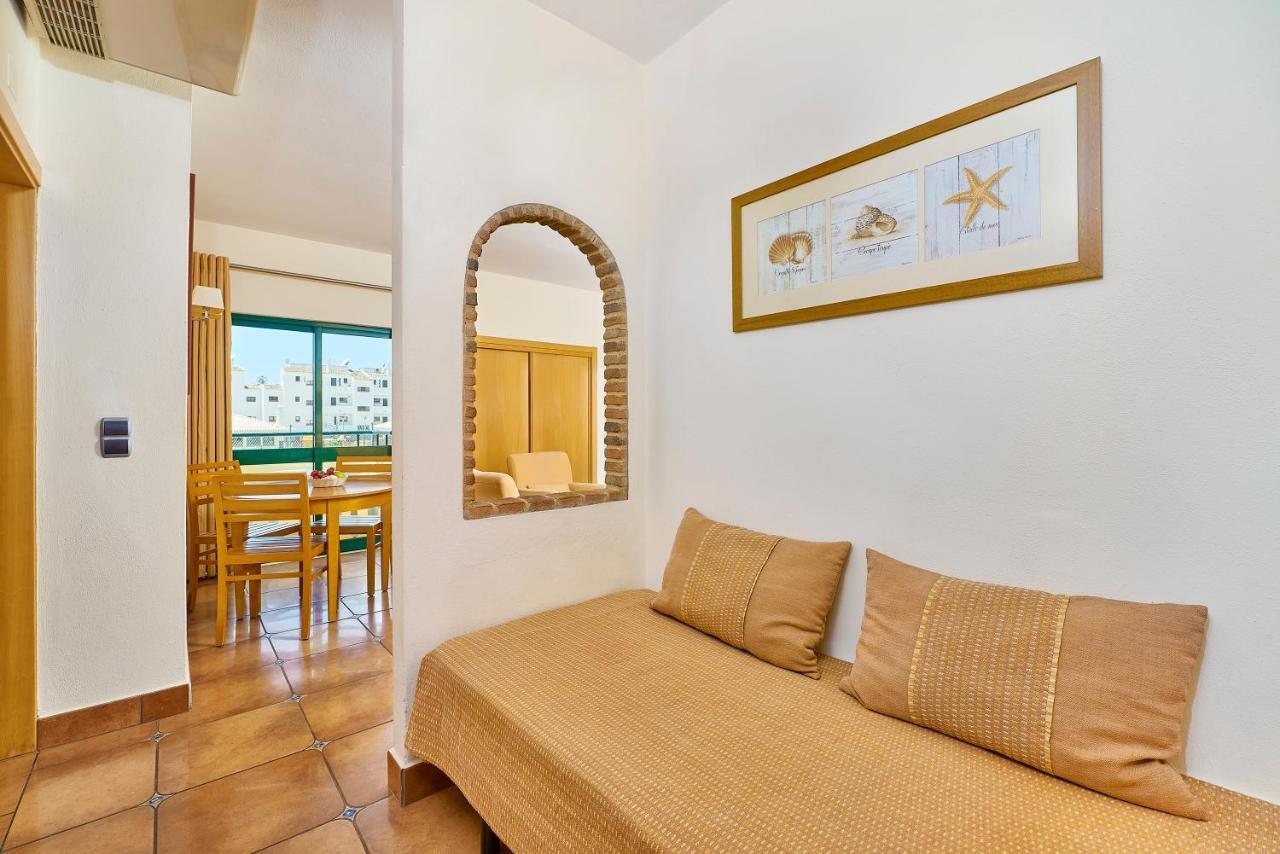 Standard Studio with Balcony,1209208843:JPEG