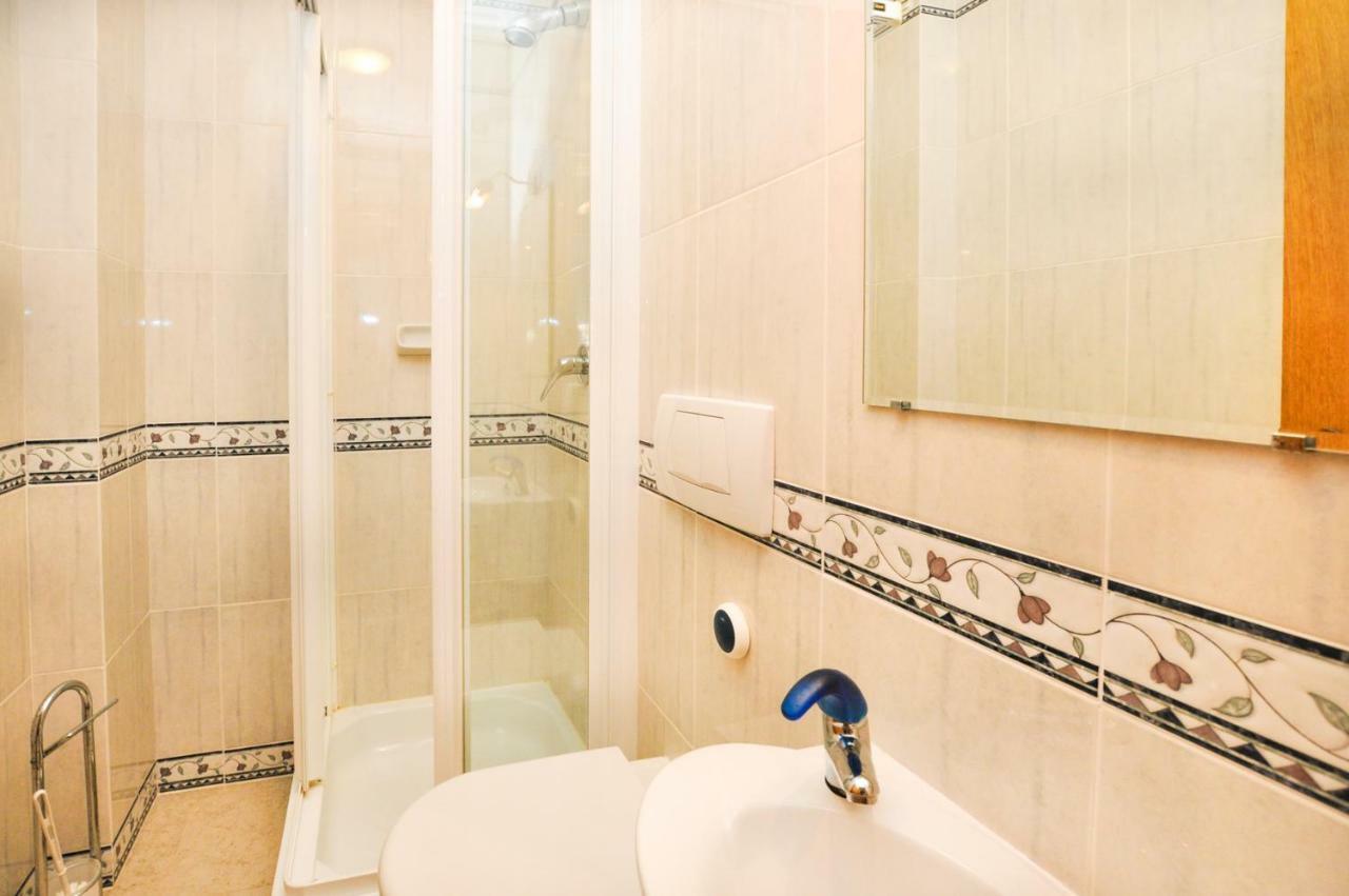 Apartment with Balcony,788614059:JPEG