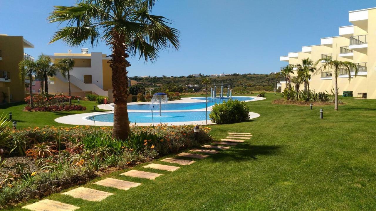 Deluxe One-Bedroom Apartment,851143901:JPEG