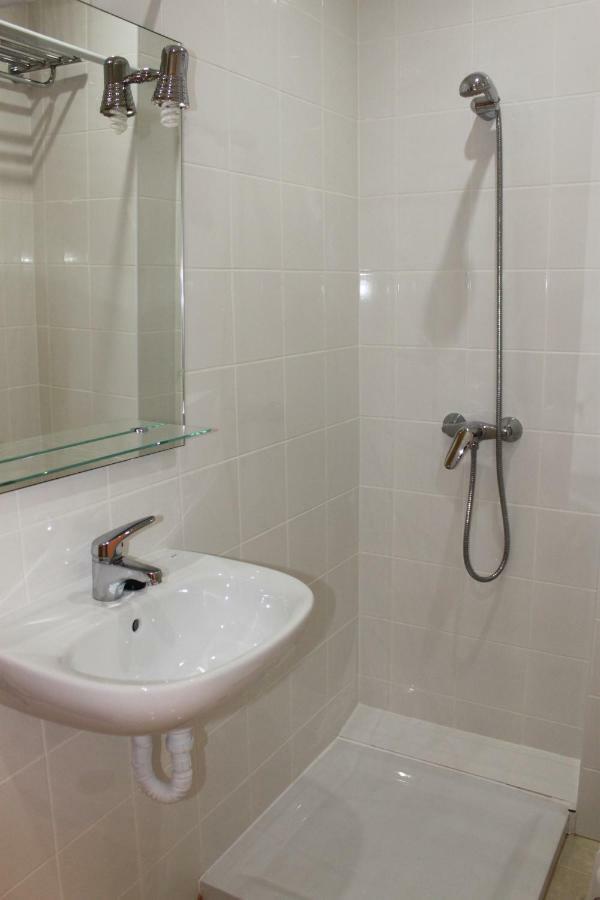 Two-Bedroom Apartment,852682022:JPEG