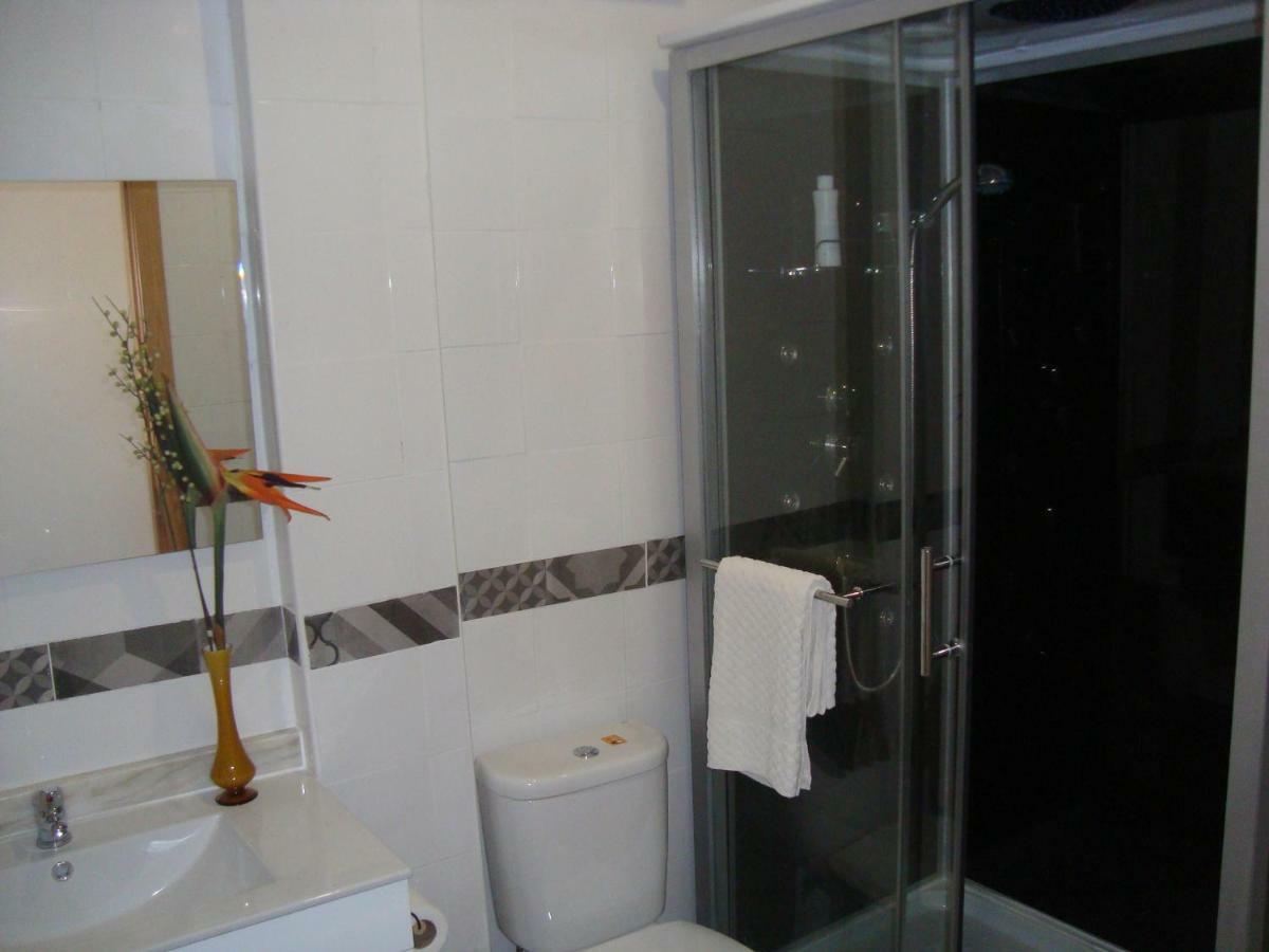 Deluxe Double Room with Balcony and Sea View