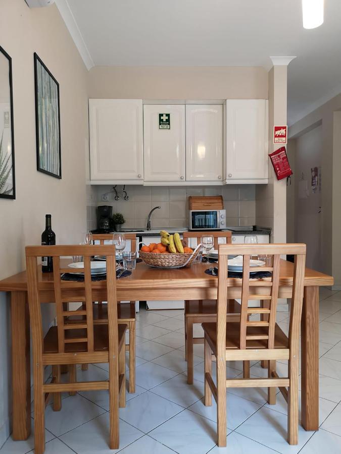 One-Bedroom Apartment,957995299:JPEG