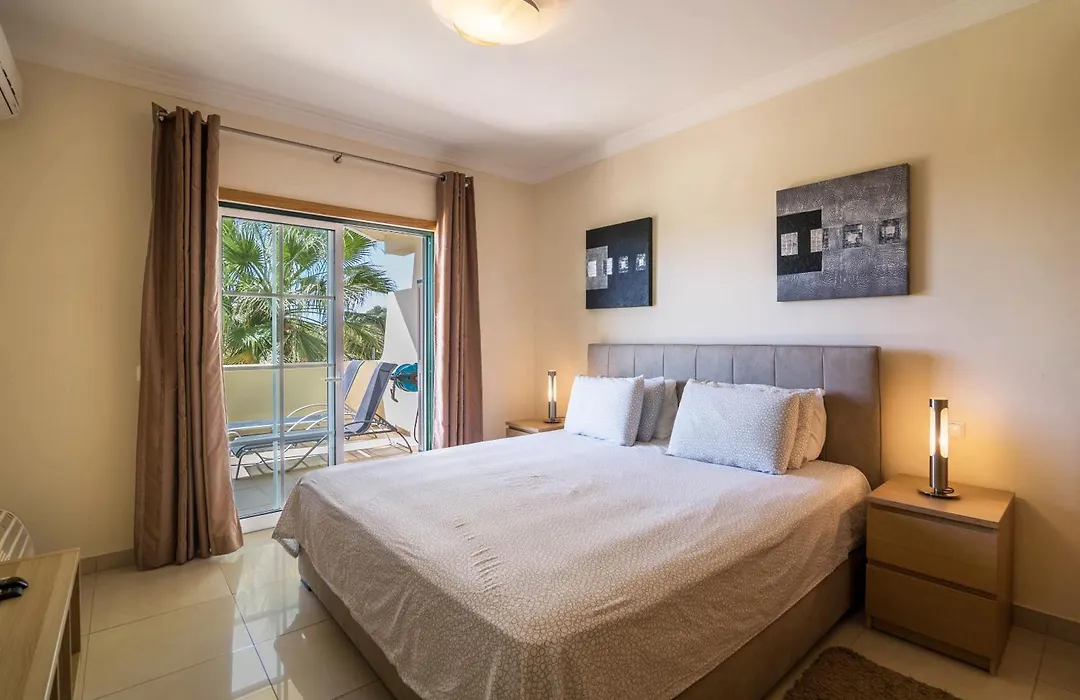 Luxury Apartment In Sao Rafael-1