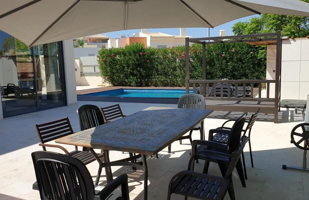 Luxury City Villa Olivia 10 - 15 Min To The Beach Oura, Private Swimming Pool-1