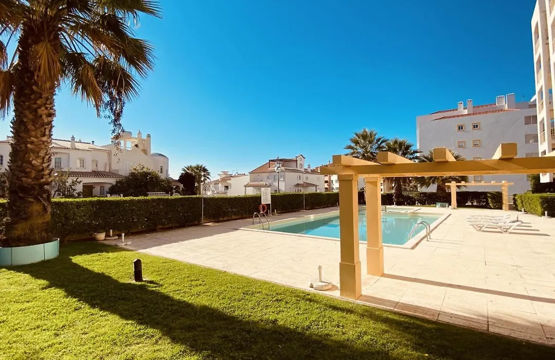 Vista - Shared Pool - 4 Guests - Albufeira-1
