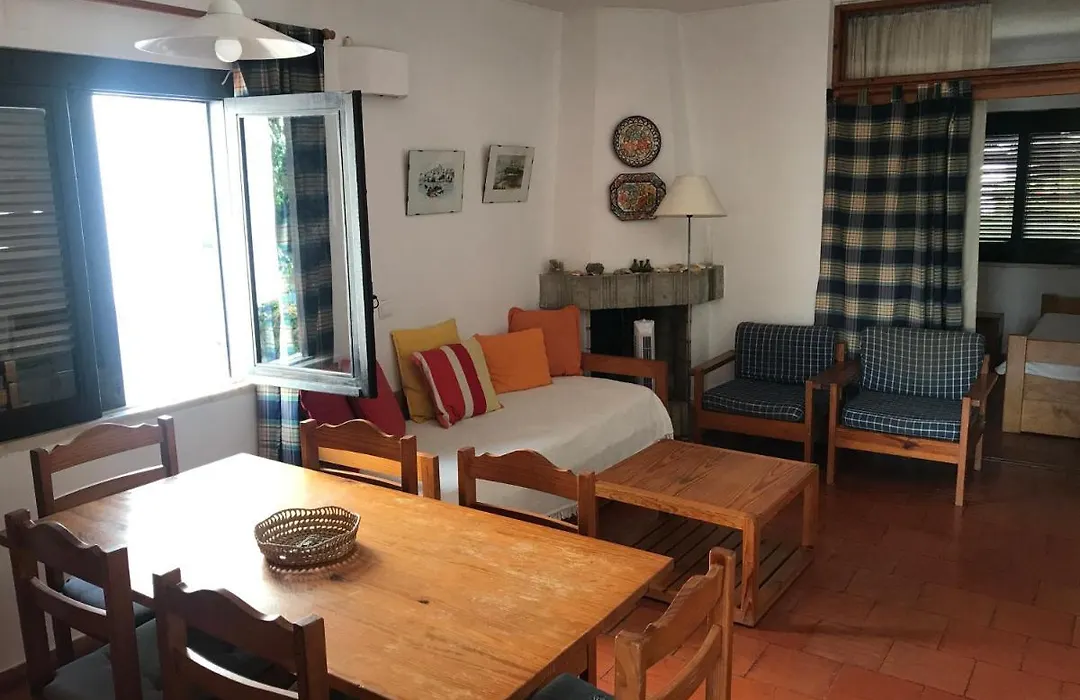 Comfortable Appartment At Albufeira-1