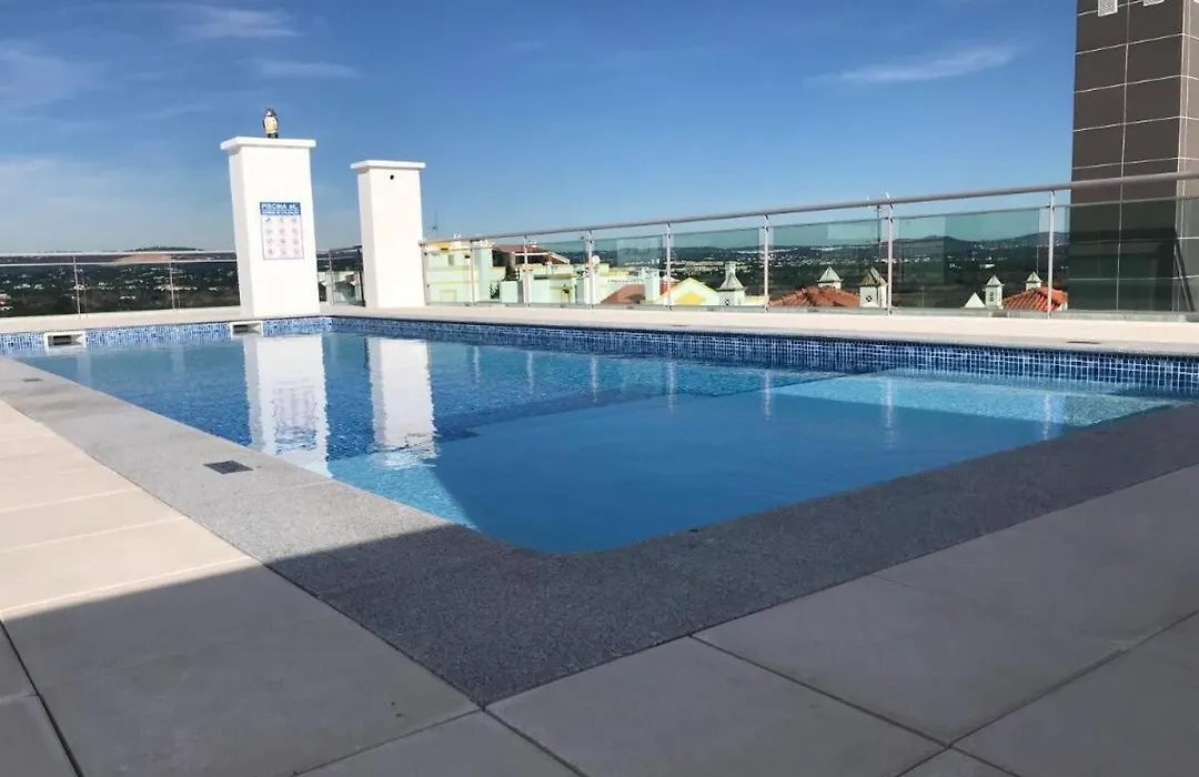 2 Bed Apartment With Roof Top Pool, Close To Falesia Beach At10-1