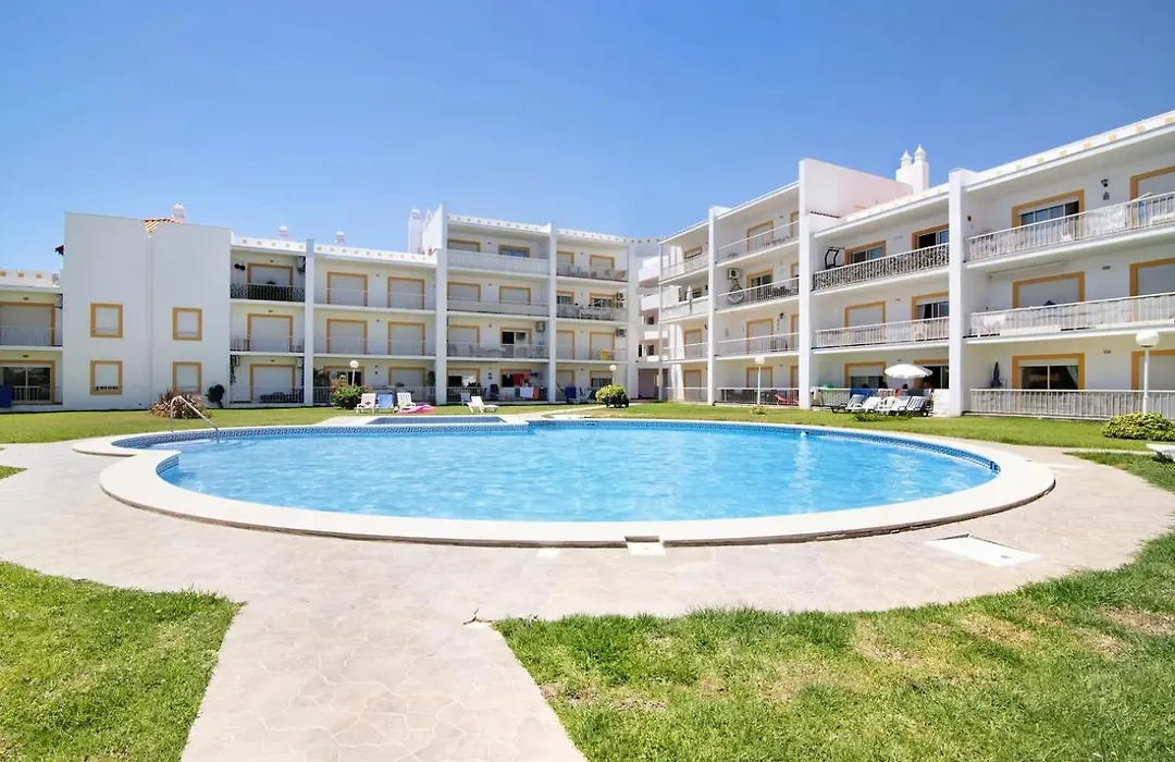 Lili'S Albufeira Apartment-1