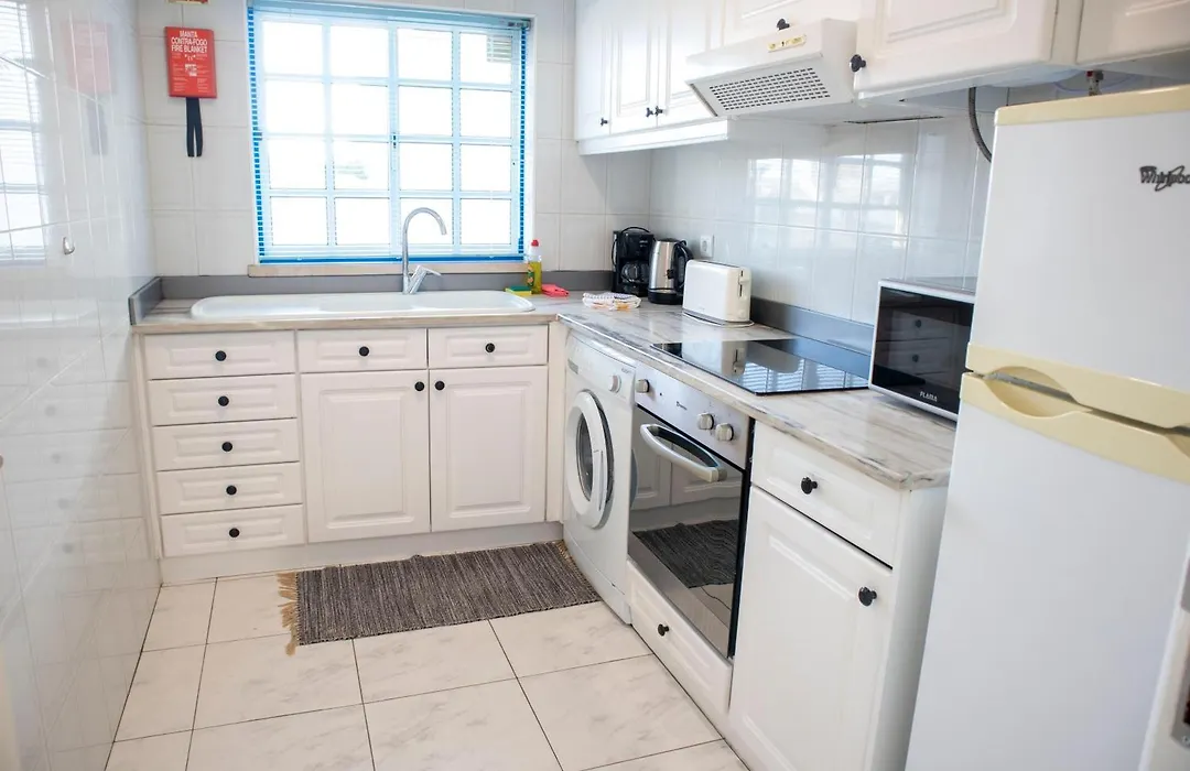 Apartamentos Sereia Da Oura-1