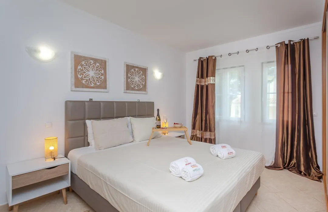 Glenridge By Albufeira Rental-1