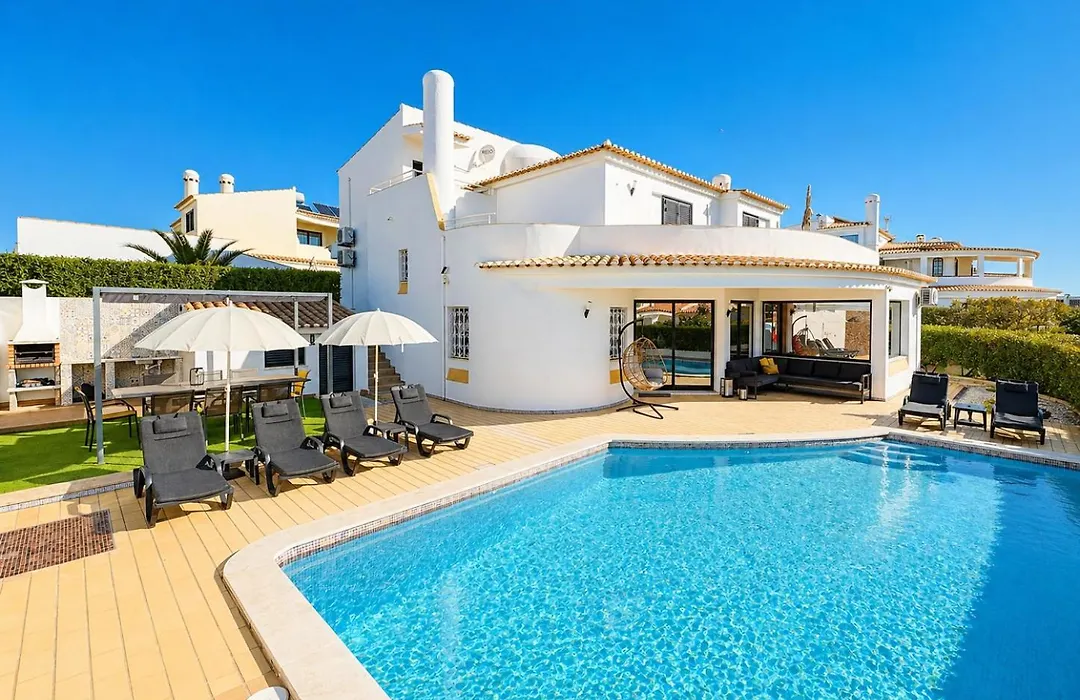 Villa Cristina 17 - Pool & 10 Min Walk From Beach-1