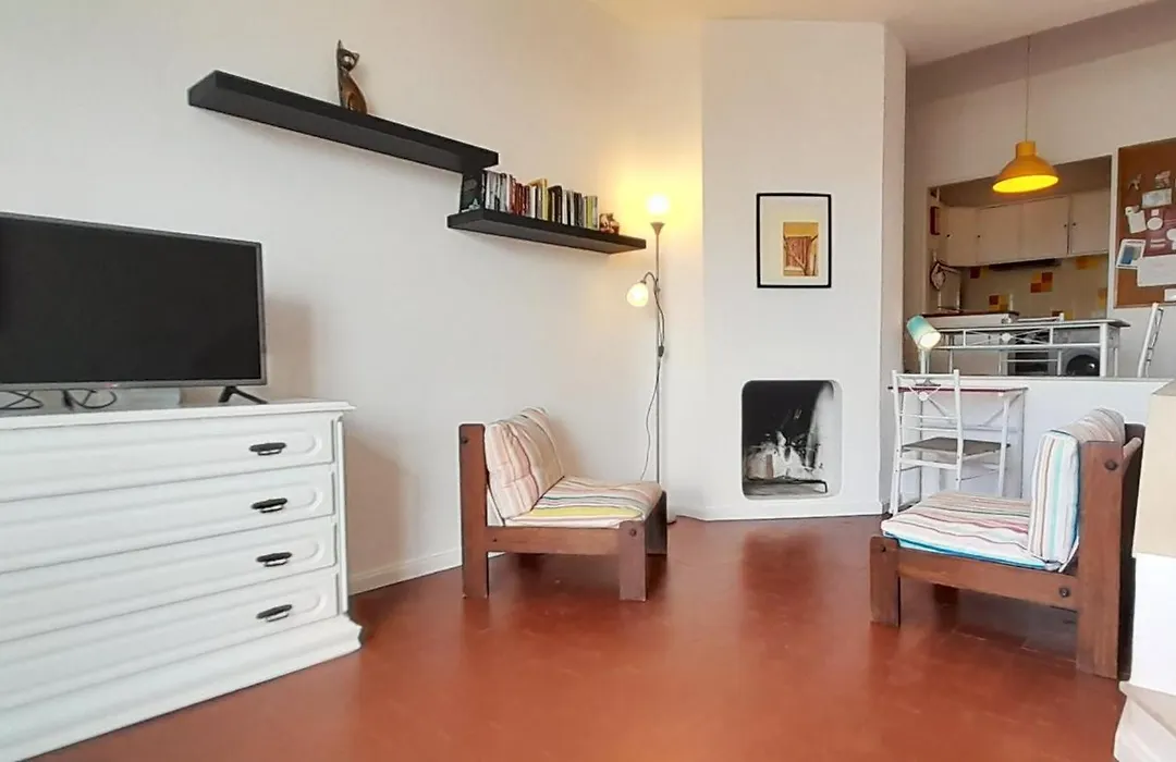 Sunny Apartment Close To The Beach-1