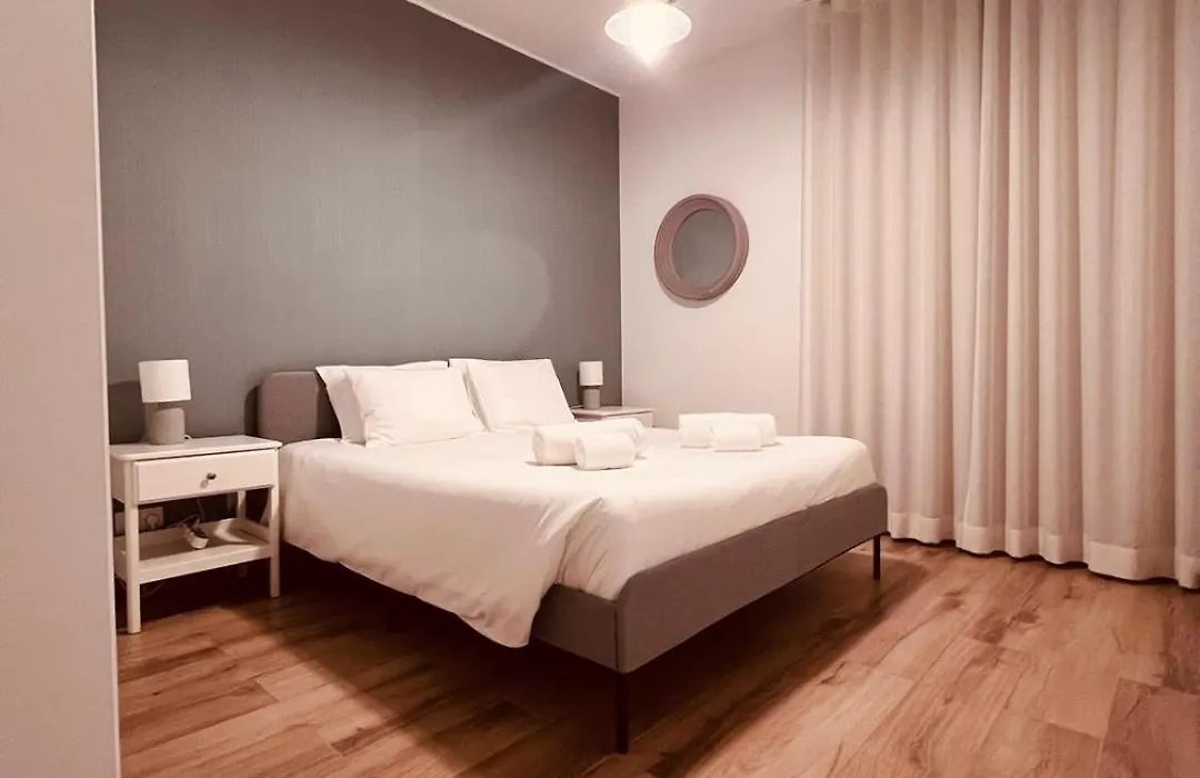 Beautiful Apartment In Albufeira Marina-1