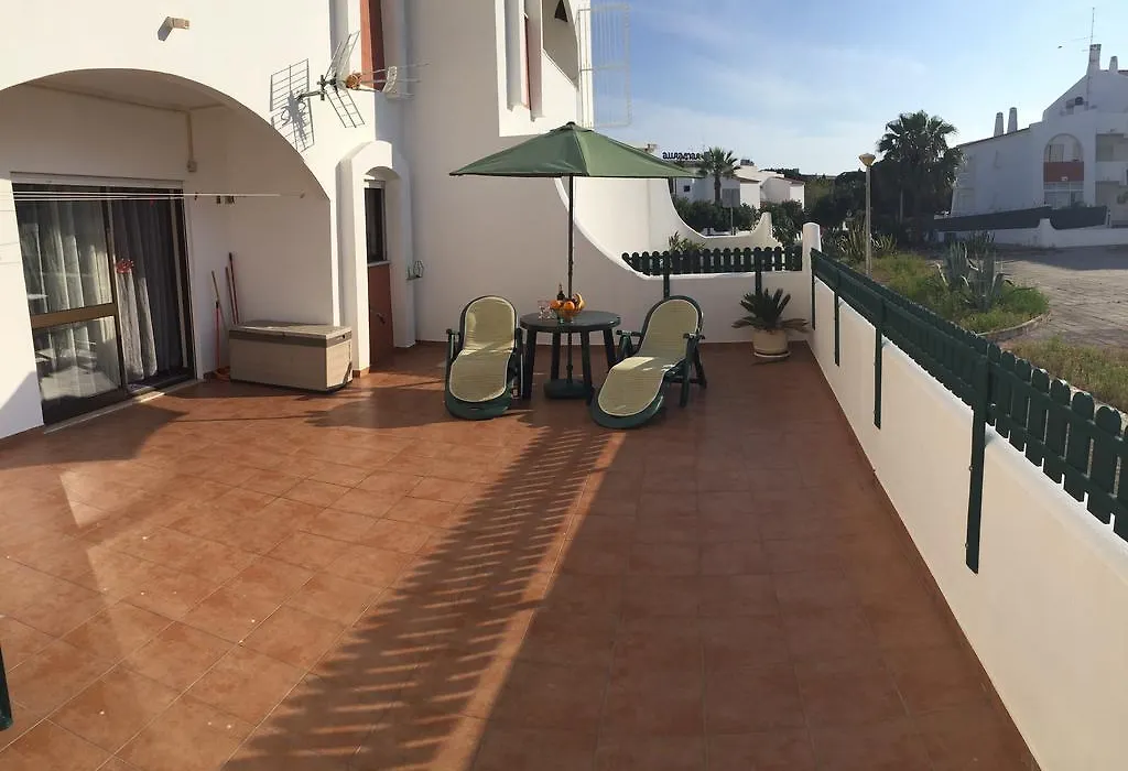 Alveiros Apartamentos Praia Dos Aveiros-1