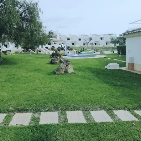 Beautiful Vila Rafaella, Walk Distance To Beaches-2