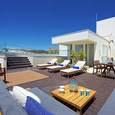 Casa Da Bandeira -Perfect Location-Beach Front- Rooftop Pool By Dreamvillasalbufeira-2
