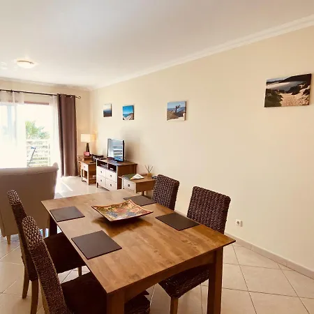 Vista - Shared Pool - 4 Guests - Albufeira-3