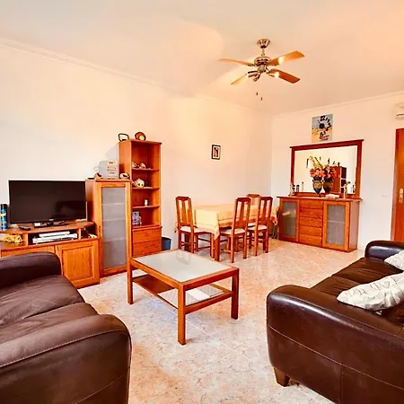 Estrada De, Urbanizacao,Edificio Laranjal,Apartment 18,Vale Carro, 8200-596-2