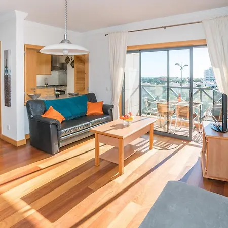 Well-Appointed Apartment In Corcovada, Albufeira-3
