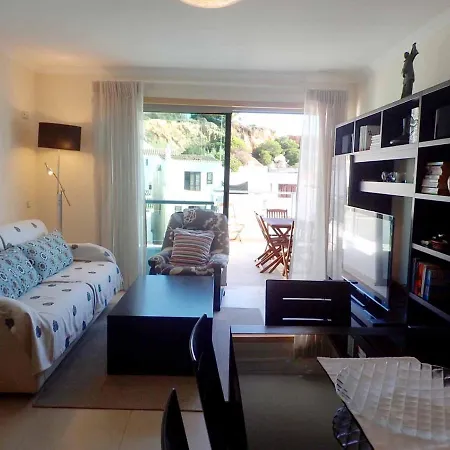 Apartment Miramar, 20 Meters From The Beach, Sea View & Pool-3
