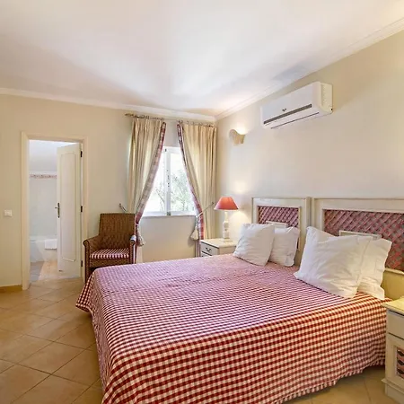 Villa Quintus Court-3