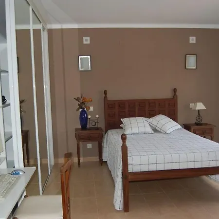 Apartamento A 10 Metros Da Praia De Albufeira-2