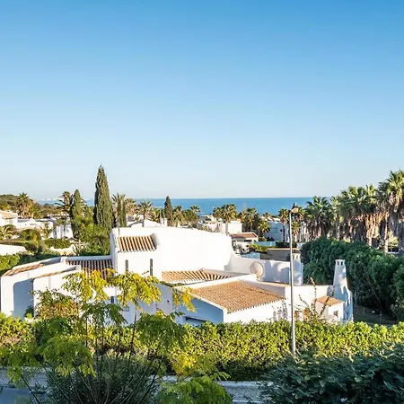 Beach Praia - Sleep 5 - Pool - Free Wi-Fi - Air Con-2