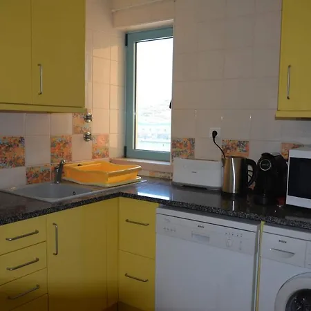 Wonderful Apartment Albufeira Marina 4B 2B-2