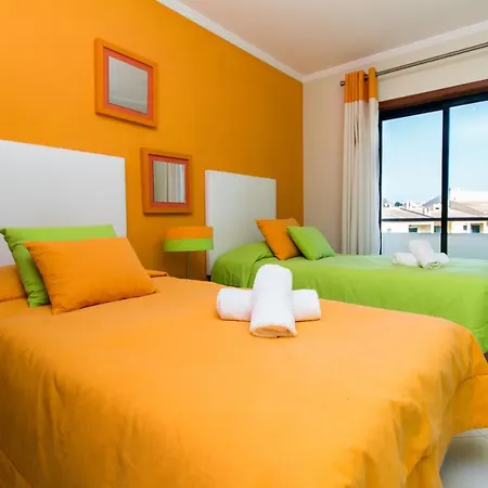 Family Apartment - Pool And Garden & Playground & Beach & Albufeira-3