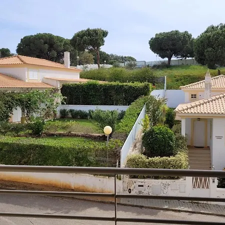 Excelente Apartamento - Praia Da Falesia - Alfamar - Zona Tranquila-2