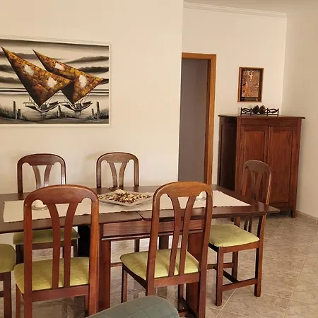 Excelente Apartamento - Praia Da Falesia - Alfamar - Zona Tranquila-3