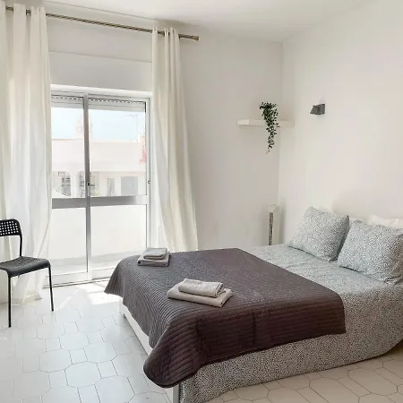 Sunny House Albufeira-3