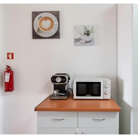 Joivy Adorable Flat With Balcony-2