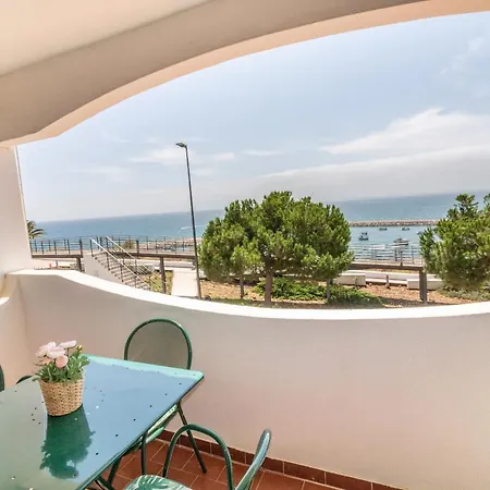 #103 Foxy V By Home Holidays-3
