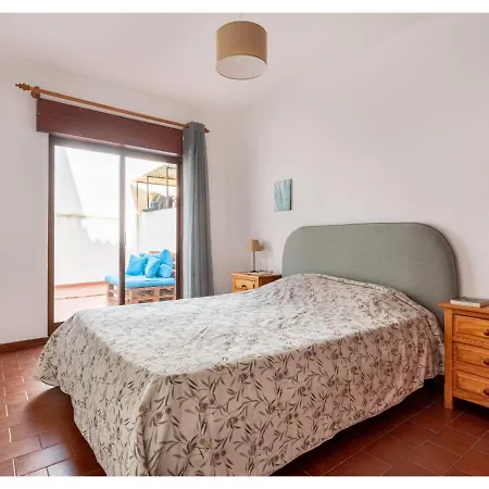Joivy Adorable Flat With Balcony-3