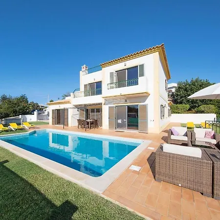 Villa Ivy-2