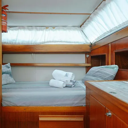 Stay In A Yacht - Algarve-2