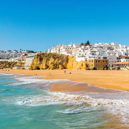 Albufeira Twins 2 With Pool By Homing-2