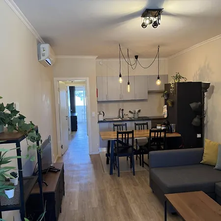 Go4Portugal - Vilamagna - Luxe Condo With Pool, Airco And Seaview Balcony-2
