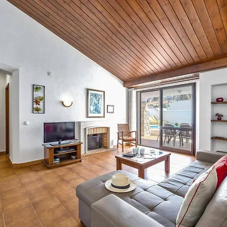 Villa Aveiros By Villa Plus-2