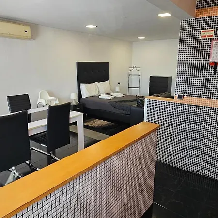 Original Apartments-3