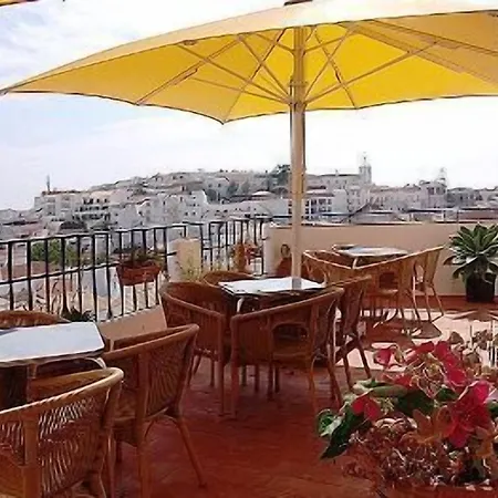 Apartamentos Turisticos Regina-3