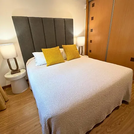 Pine Tree Seaside Apartments 500M To Beach-2