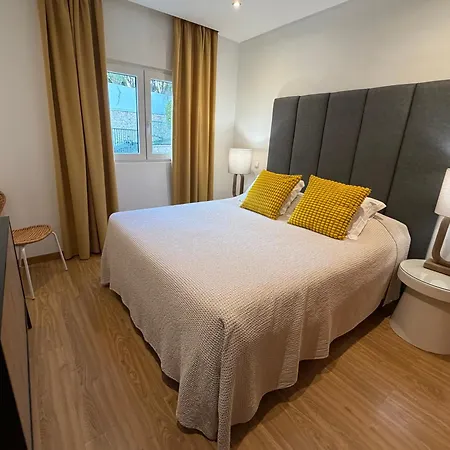 Pine Tree Seaside Apartments 500M To Beach-3