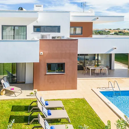 Villas Novochoro - Large Garden- Heatable Pool By Dreamvillasalbufeira-3