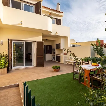 #015 Buganvilia By Home Holidays-3